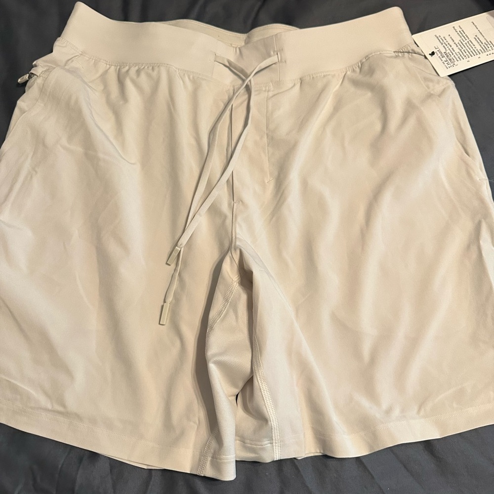 MEN NWT lululemon shorts